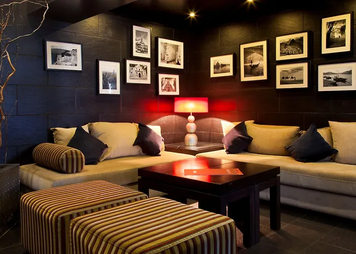 Hotel Lisboa Szálloda