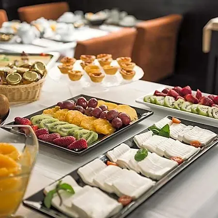 Ξενοδοχείο Hotel Lisboa 4*